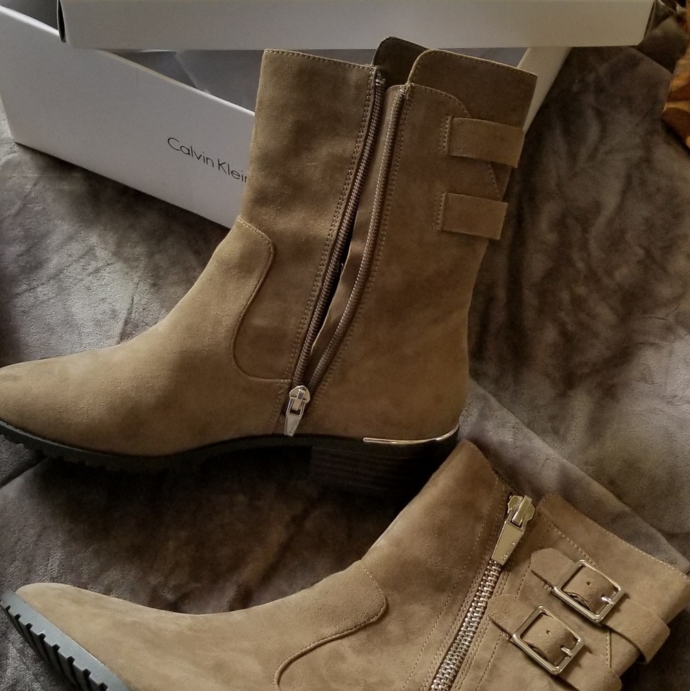 Calvin klein suede boots